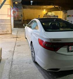 هيونداي أزيرا